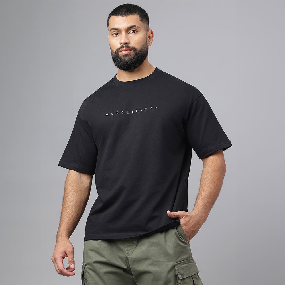 5 - MuscleBlaze Z-League T-Shirt,  Black  XL