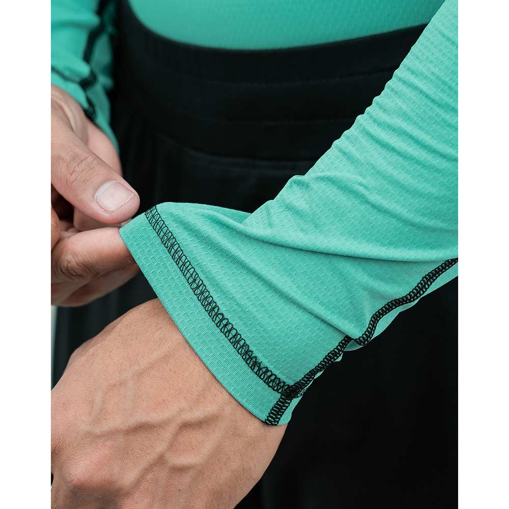8 - Athflex Men's Muscle Fit Full Sleeve Textured Compression T-Shirt,  Medium  Bayside Green 