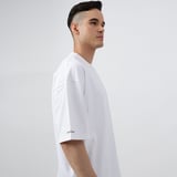 https://img4.hkrtcdn.com/46547/prd_4654673-ZVERSE-Kakashi-Sensei-Oversized-Tshirt-XSmall-Hokage-White_o.jpg