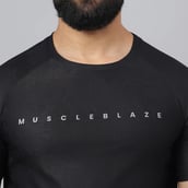 7 - MuscleBlaze Camo Dry-Fit Active Tee Half Sleeve,  Black  Large