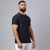 4 - MuscleBlaze Camo Dry-Fit Active Tee Half Sleeve,  Black  Medium