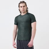 3 - MuscleBlaze Camo Dry-Fit Active Tee Half Sleeve, Medium Olive