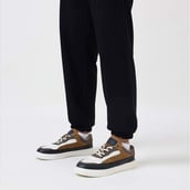 6 - MuscleBlaze Carnage Jogger, Black Small